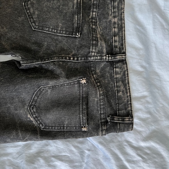 Cool Patch Jeans - Picture 9 of 9